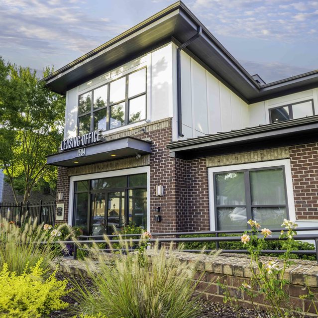 Junction 1504 - Leasing Office Exterior